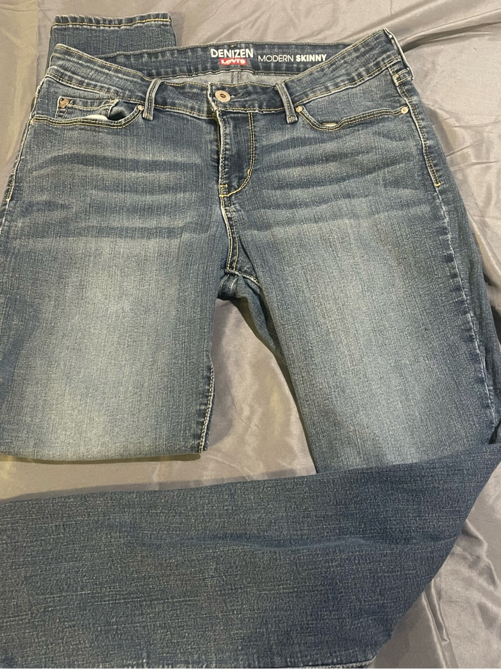 Levi's Women Skinny Jeans - Blue Wash